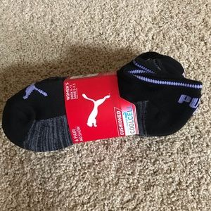 Puma women’s low cut socks 🧦/ size 5-9.5